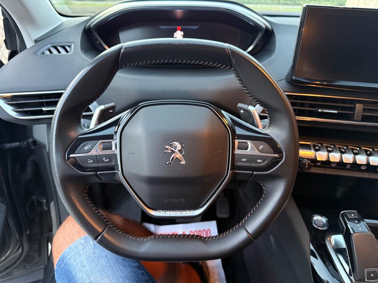 Peugeot 3008 BlueHDi 130 S&S EAT8 Allure