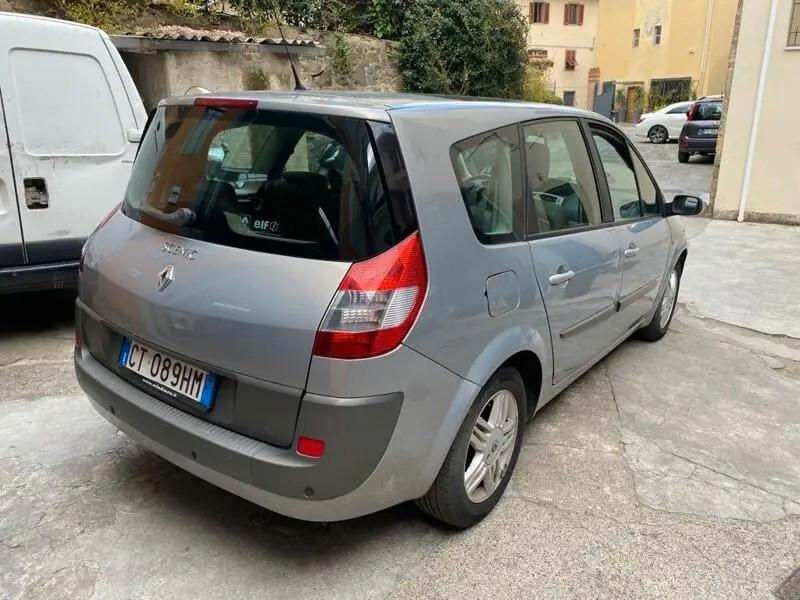 Renault Megane SCENIC