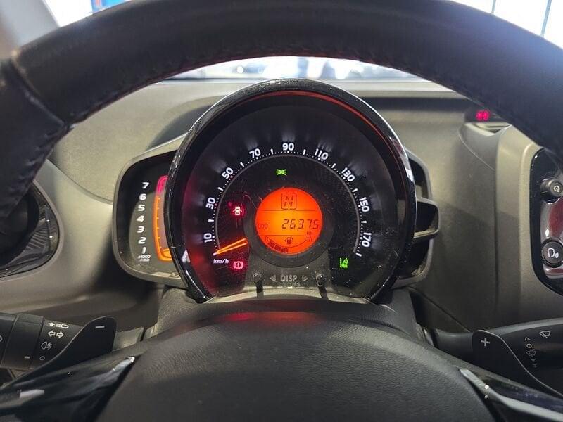 Toyota Aygo Connect 1.0 VVT-i 72 CV 5 porte x-play MMT