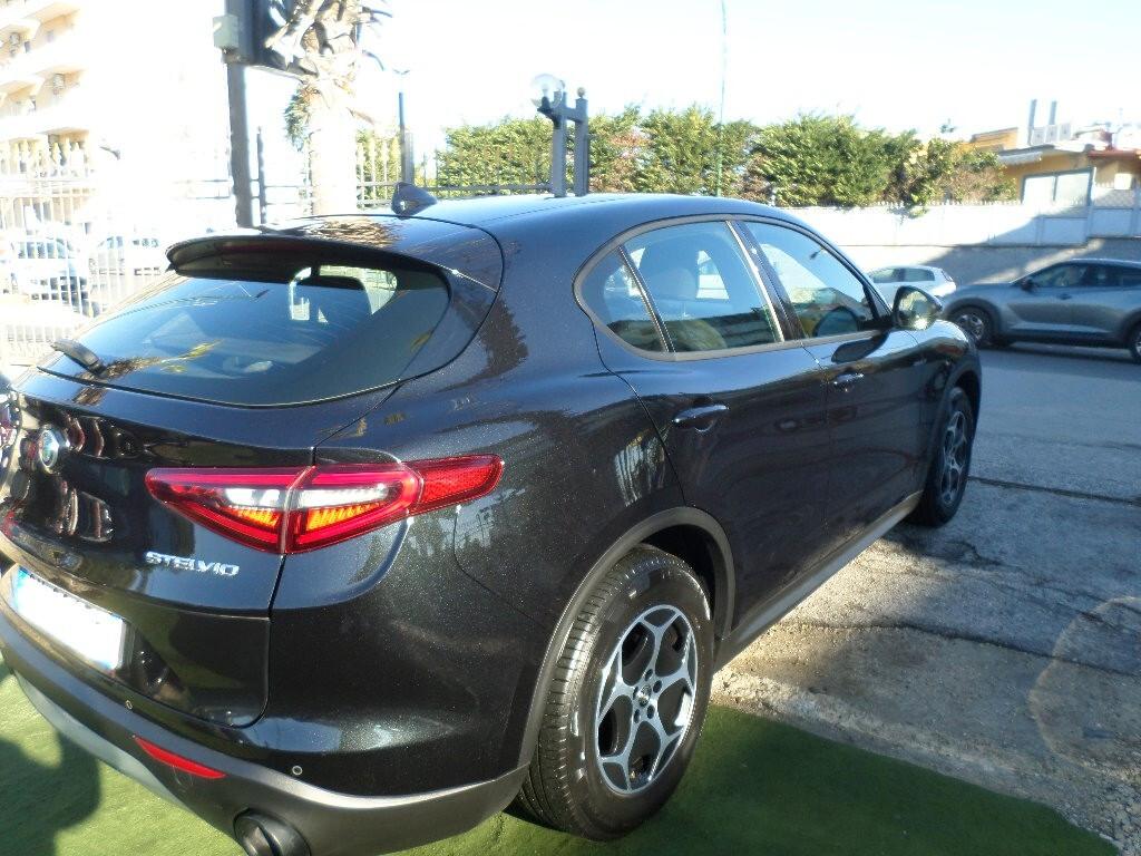 Alfa Romeo Stelvio 2.2 Turbodiesel 160 CV AT8 RWD Business