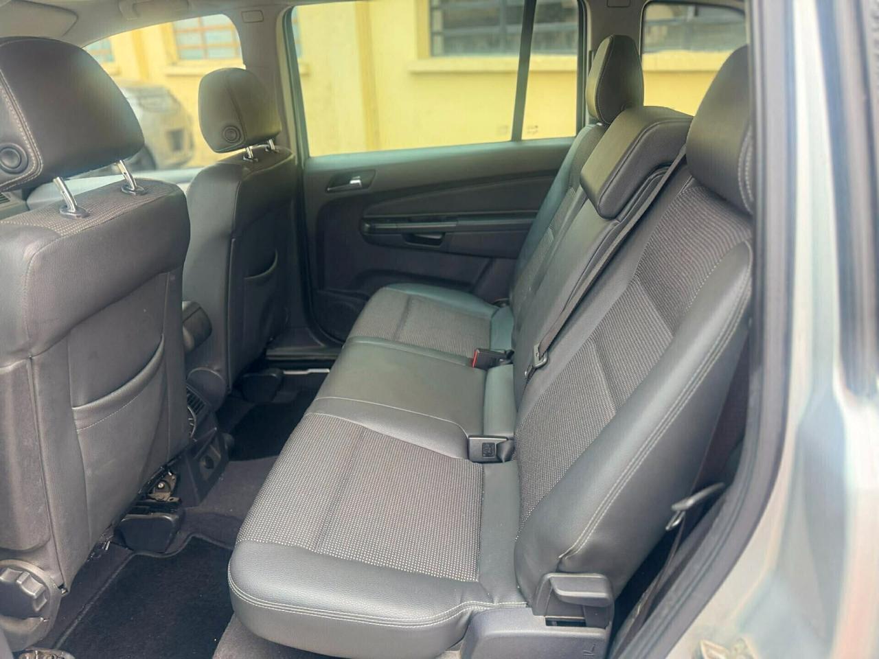 Opel Zafira 2009 1.6 BENZ/GPL EURO4 CDF