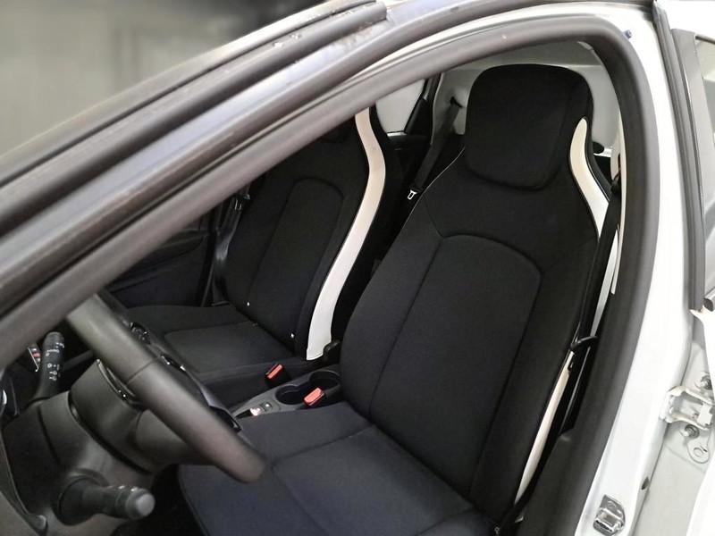 RENAULT ZOE BUSINESS R110 5 PORTE BERLINA