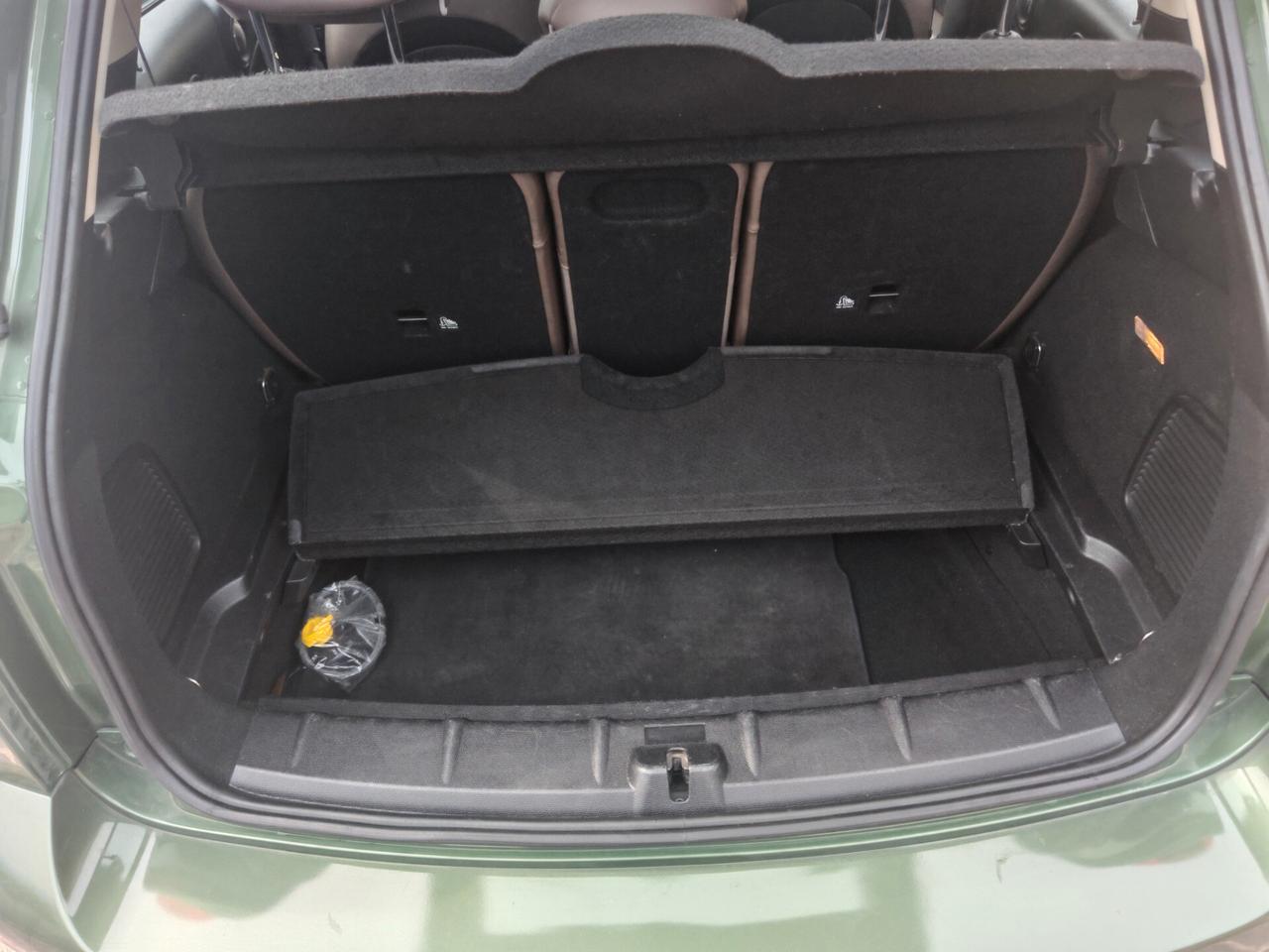 MINI Countryman Cooper SD 2.0 143 CV – Business XL (2016)