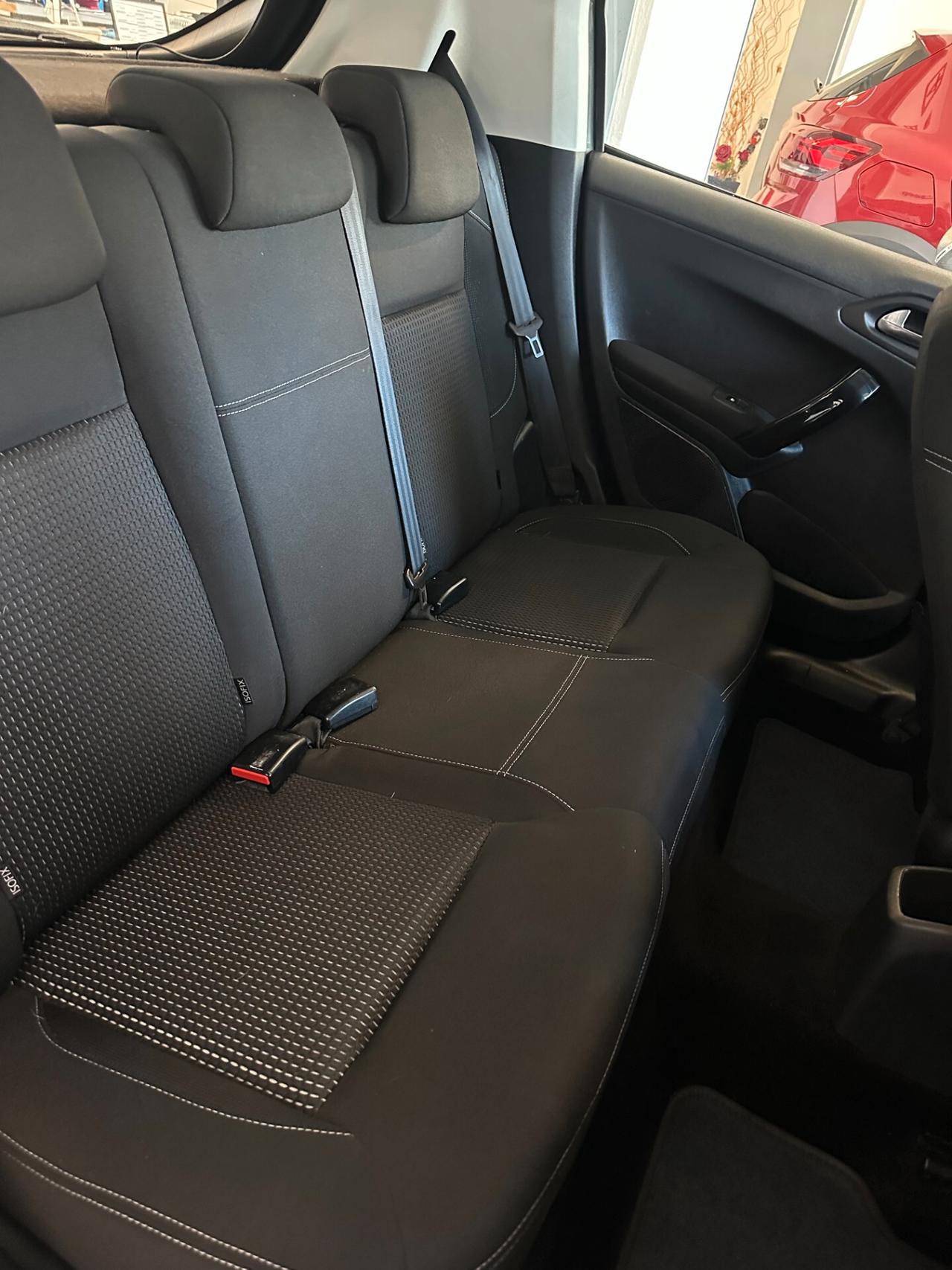 Peugeot 208 PureTech 82 5 porte Allure