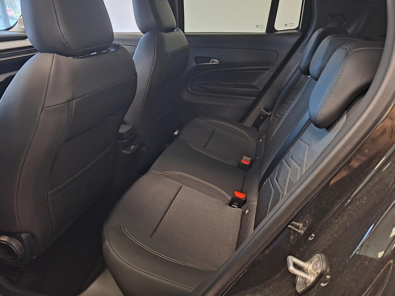 Jeep Avenger 1.2 Turbo 100 CV MHEV Summit Offerta Fine mese