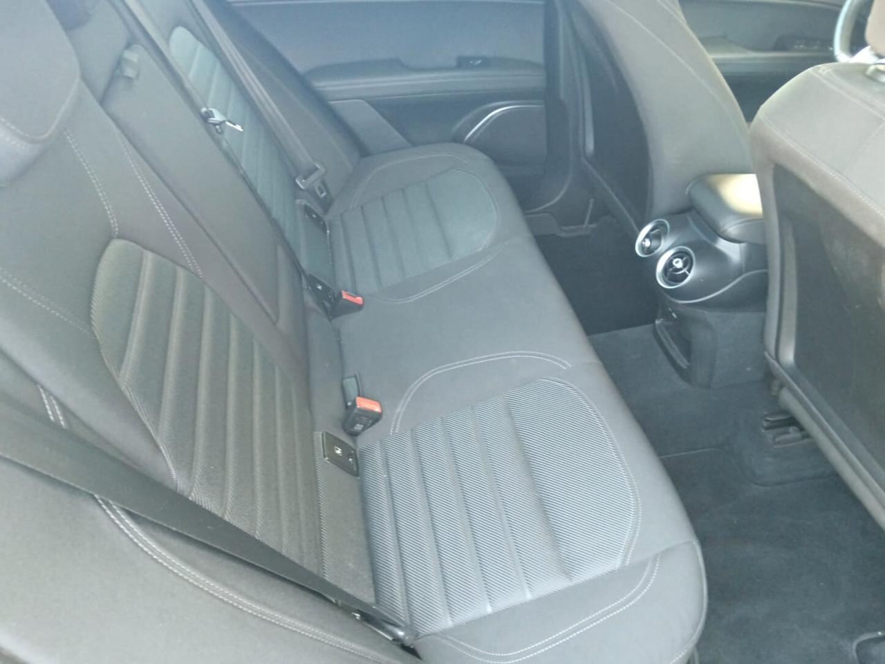 Alfa Romeo Stelvio 2.2 Turbodiesel 190 CV AT8 Q4 Business