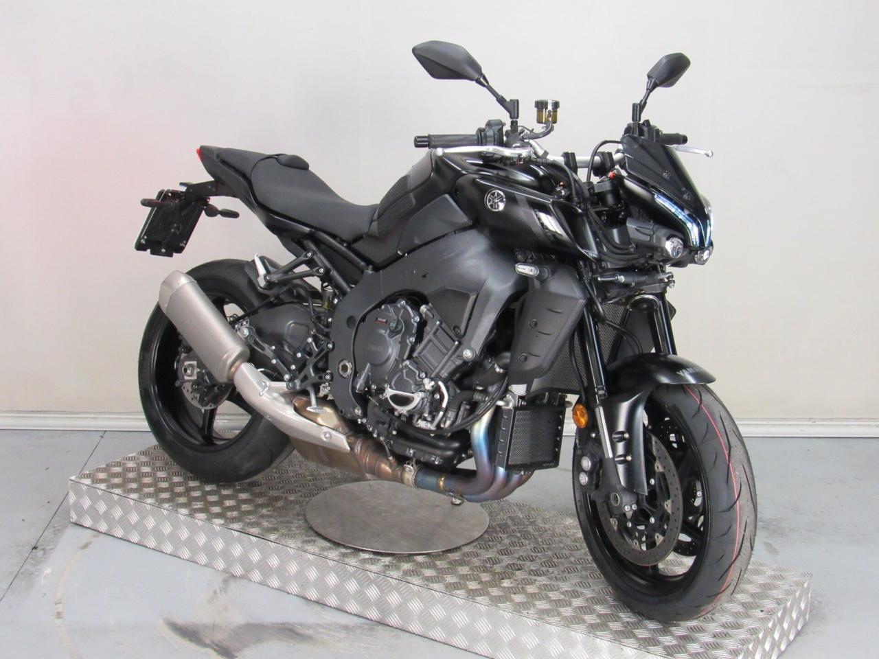 Yamaha MT-10 ABS TECH BLACK