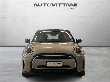MINI Mini 5 Porte 1.5 Twin Power Turbo Cooper Essential