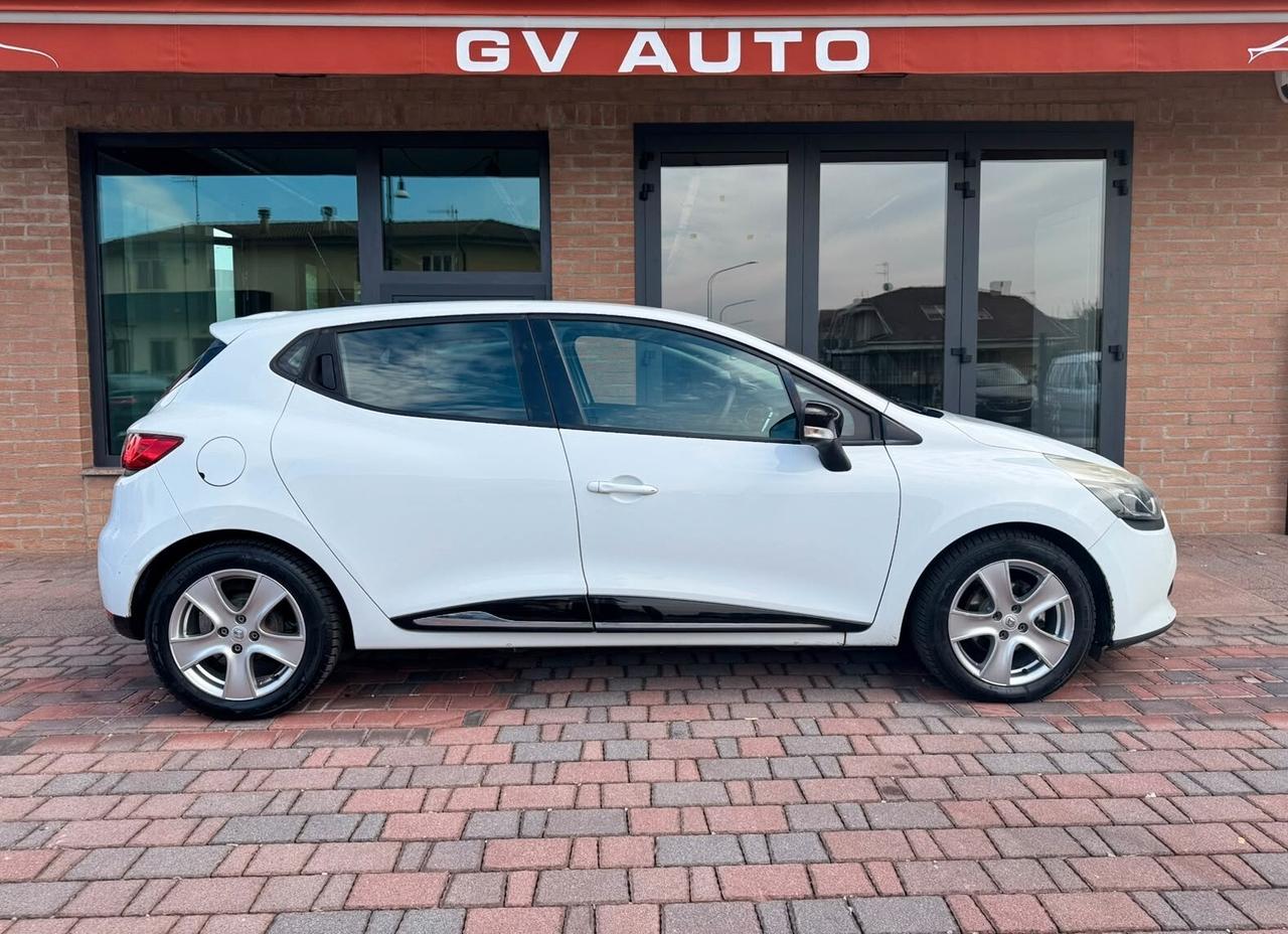 Renault Clio 1.5 dCi 75CV
