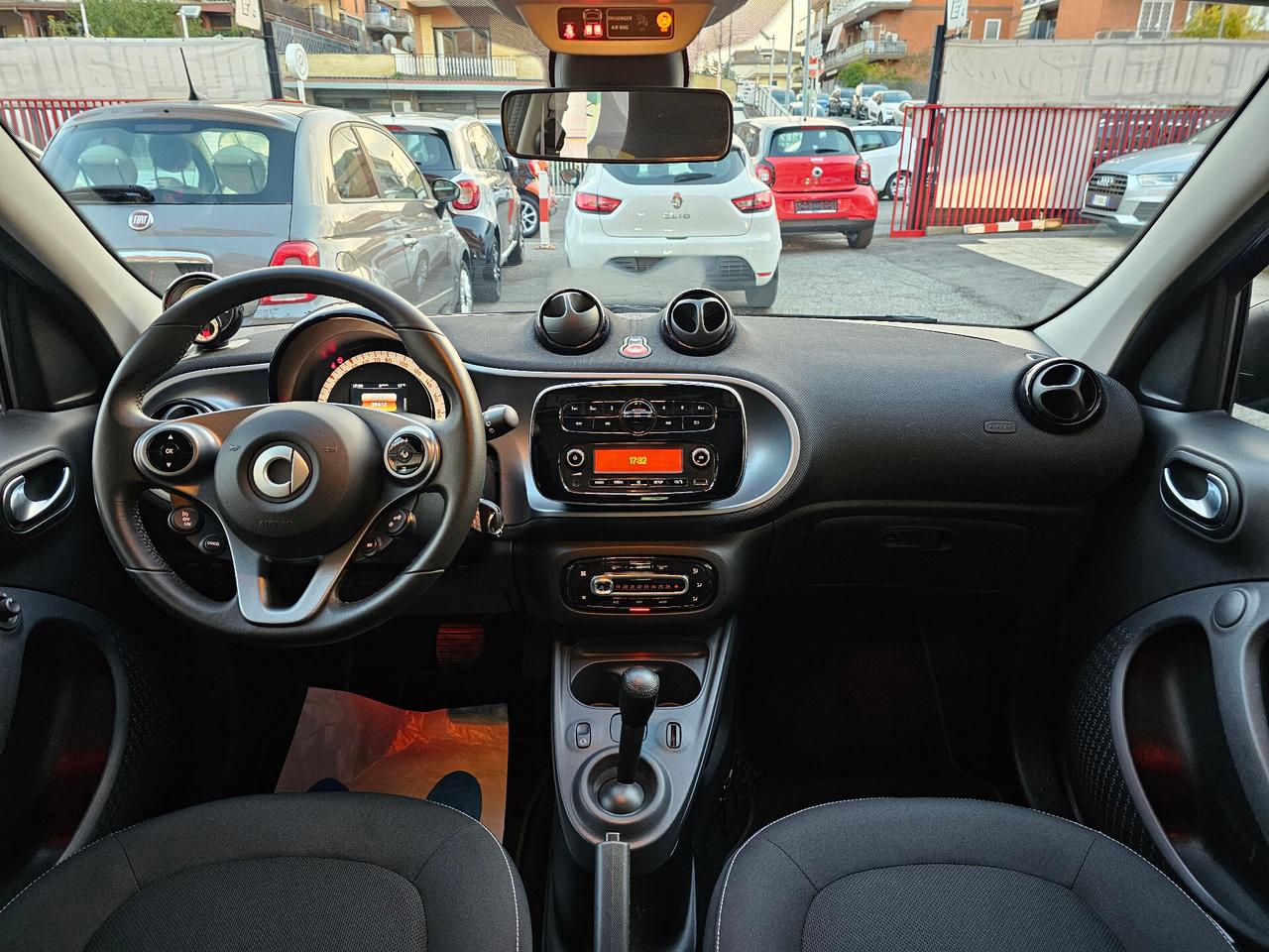 Smart ForFour 90 0.9 Turbo twinamic Passion TAGL UFF LED&SENSOR