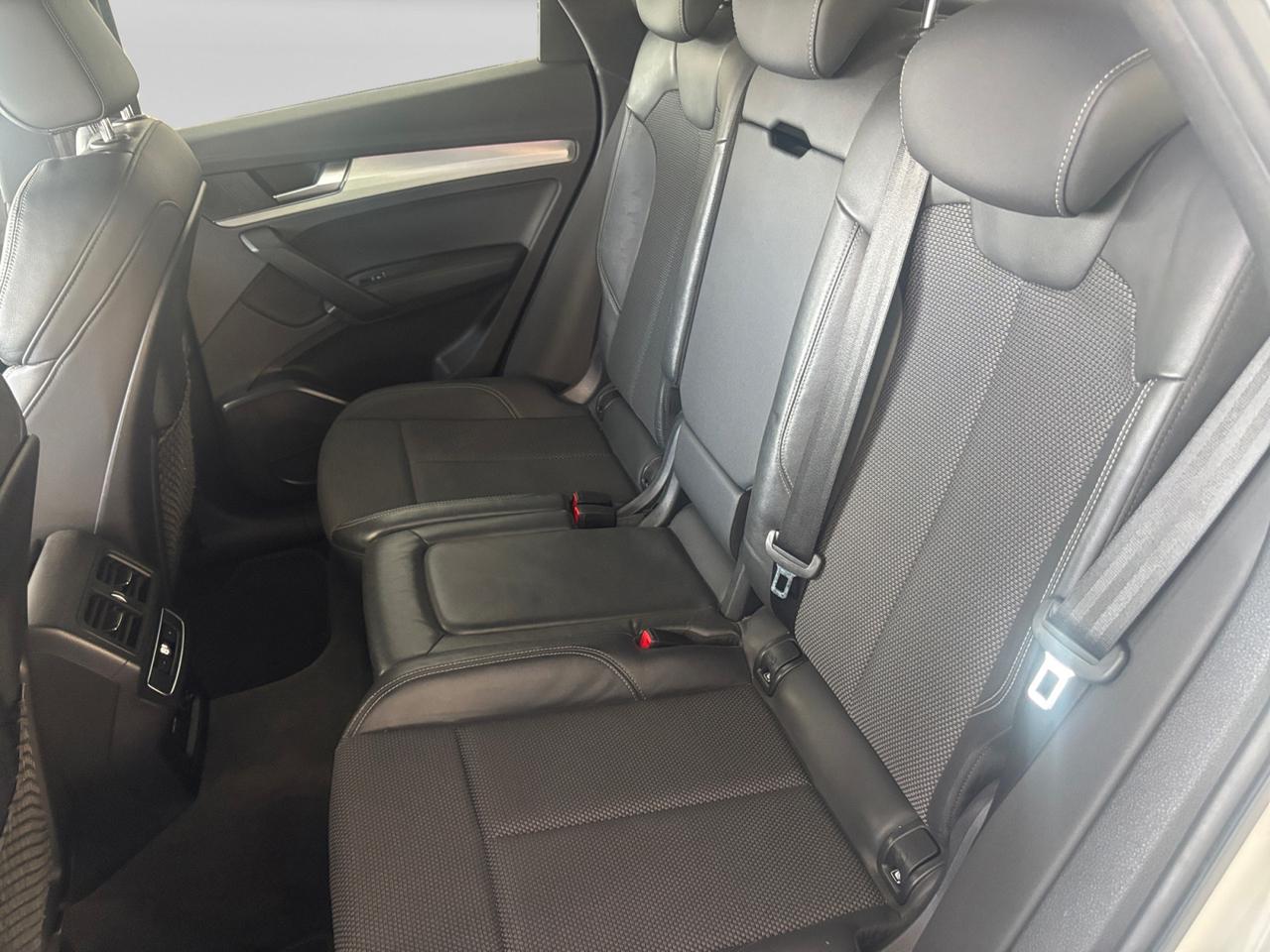 AUDI Q5 I Sportback 2021 - Q5 Sportback 40 2.0 tdi mhev 12V S line quattro s-tronic