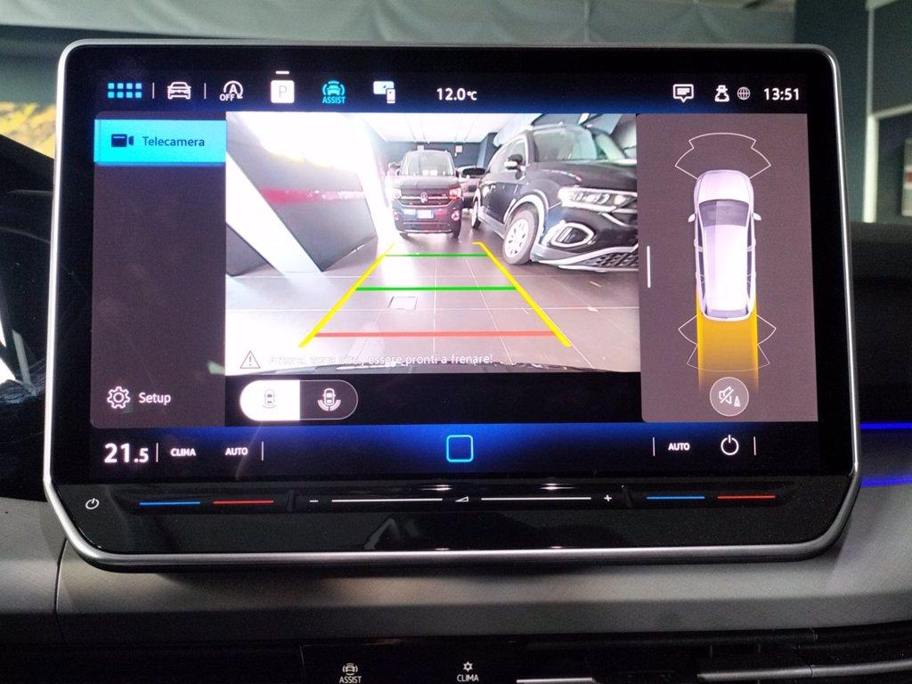 VOLKSWAGEN Golf variant 2.0 tdi life 150cv dsg del 2024