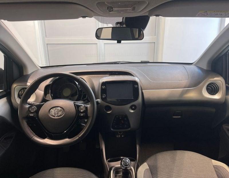 Toyota Aygo Connect 1.0 VVT-i 72 CV 5 porte x-play