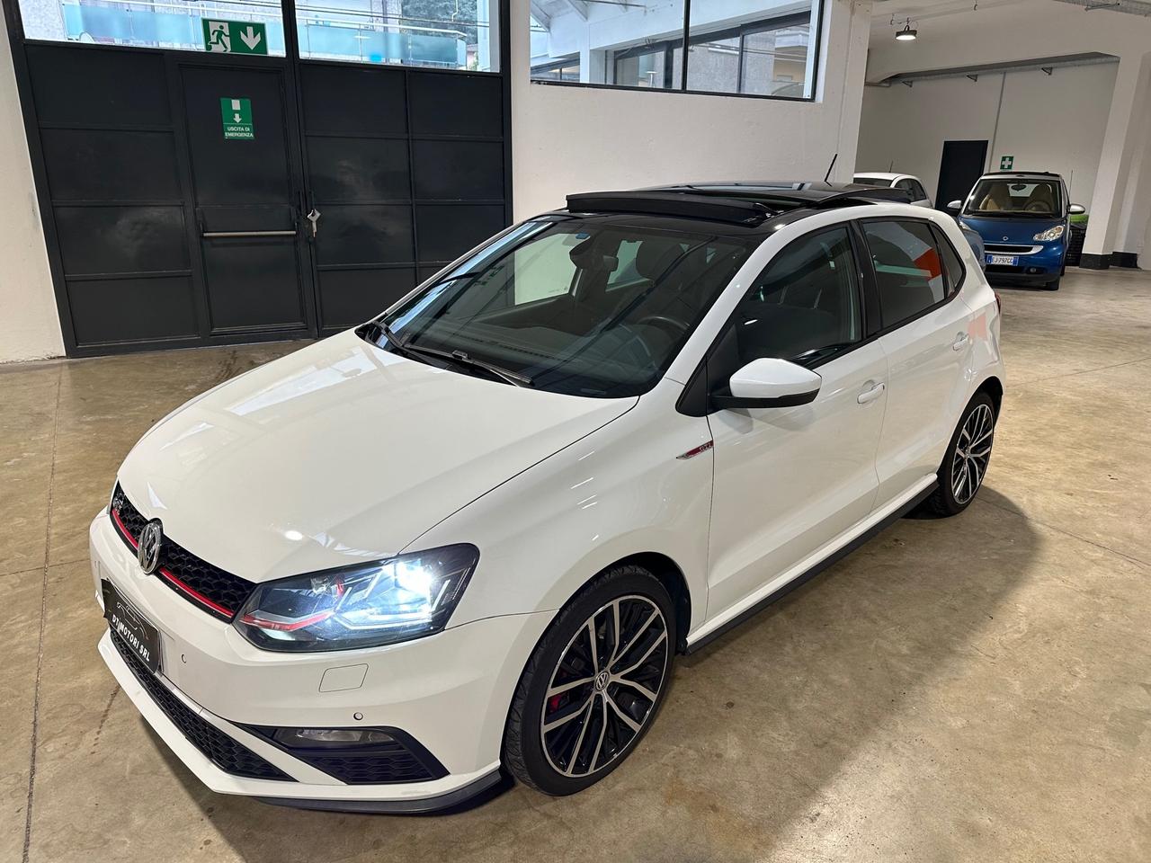 Volkswagen Polo GTI 5p 1.8 GTI DSG TETTO - CARPLAY - FULL LED