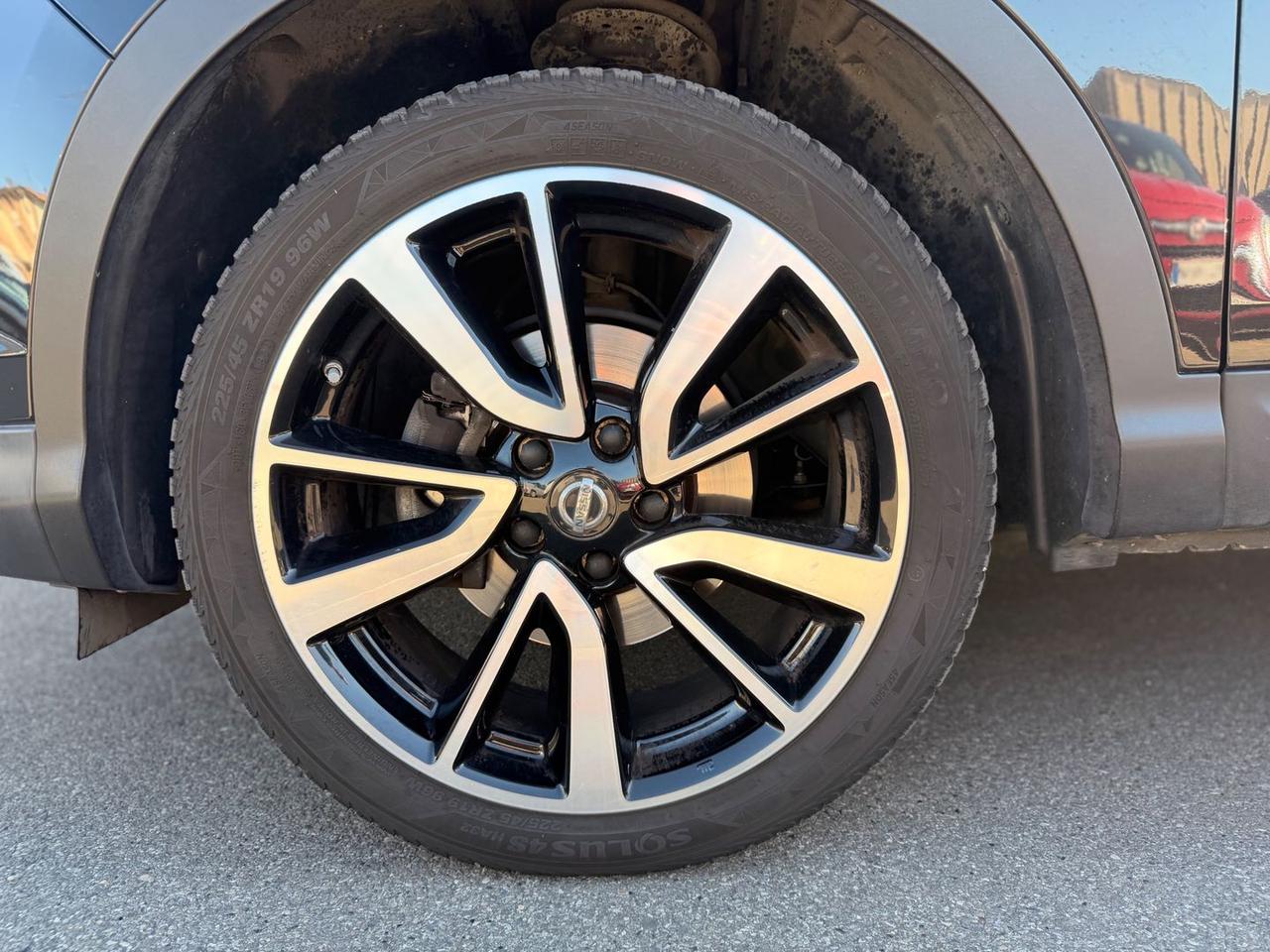 Nissan Qashqai Tekna 1.6 DIG-T #10950