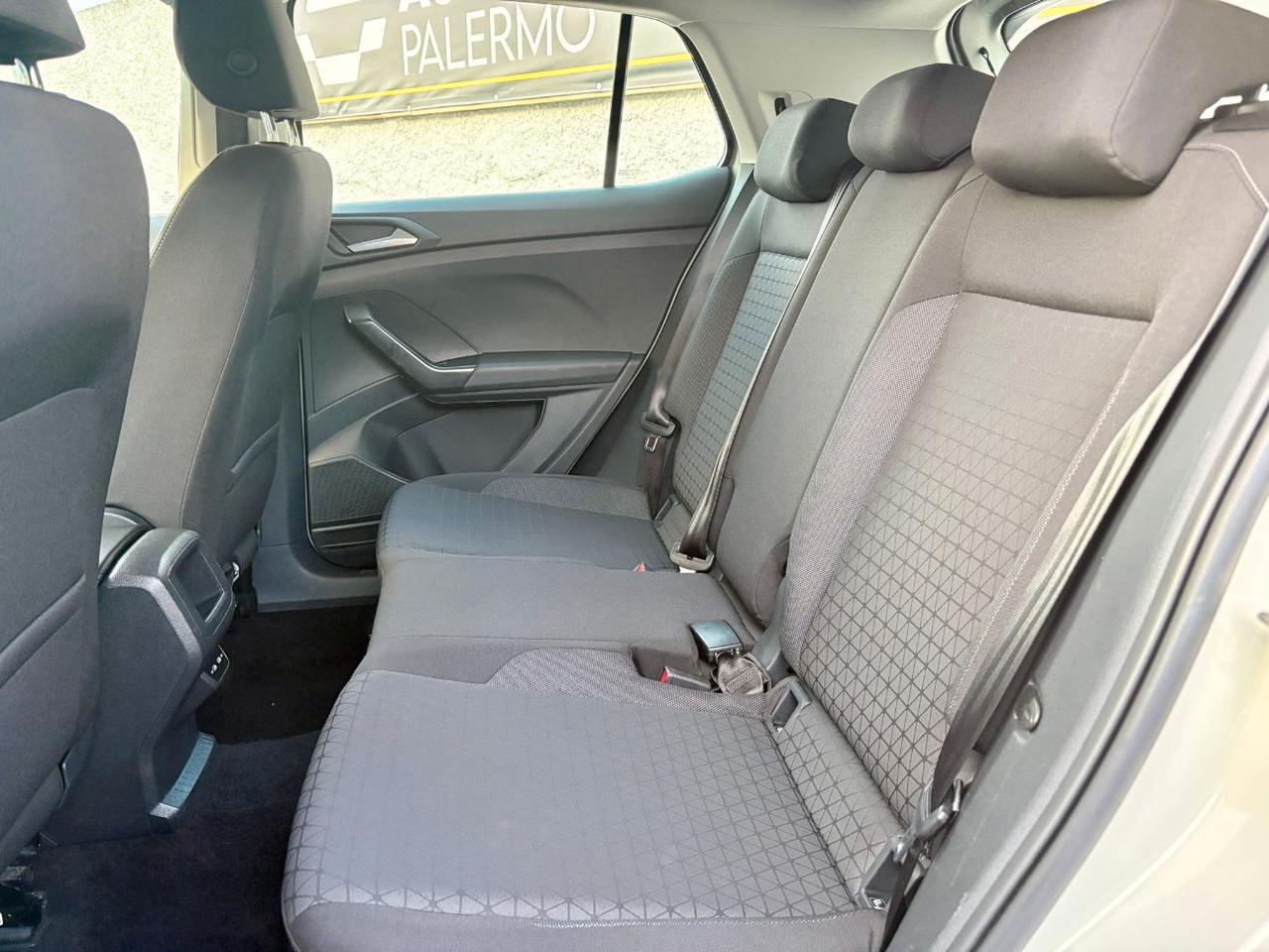 Volkswagen T-Cross 1.0 tsi Advanced 110cv