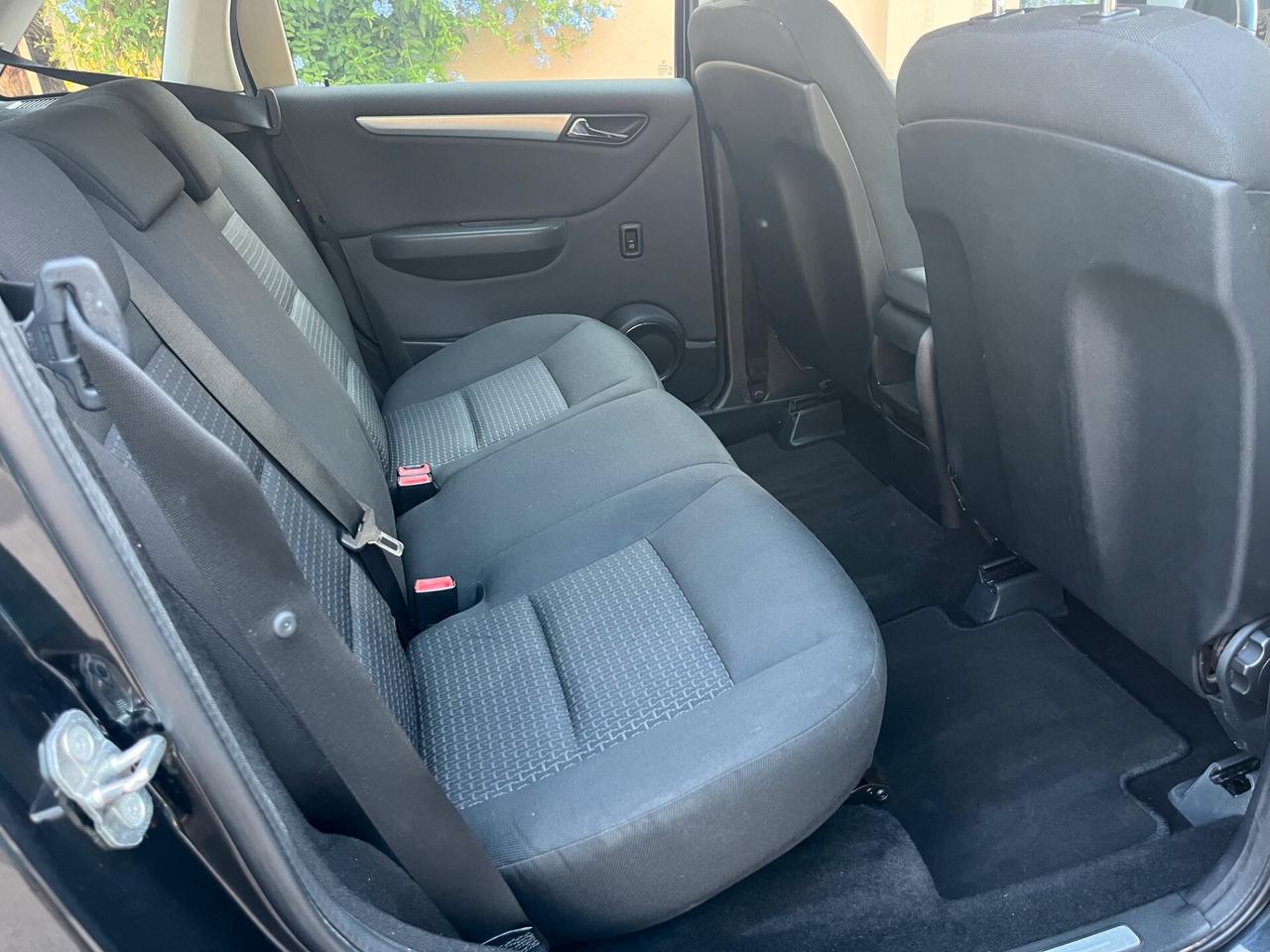 Mercedes Benz B 200 CDI Executive