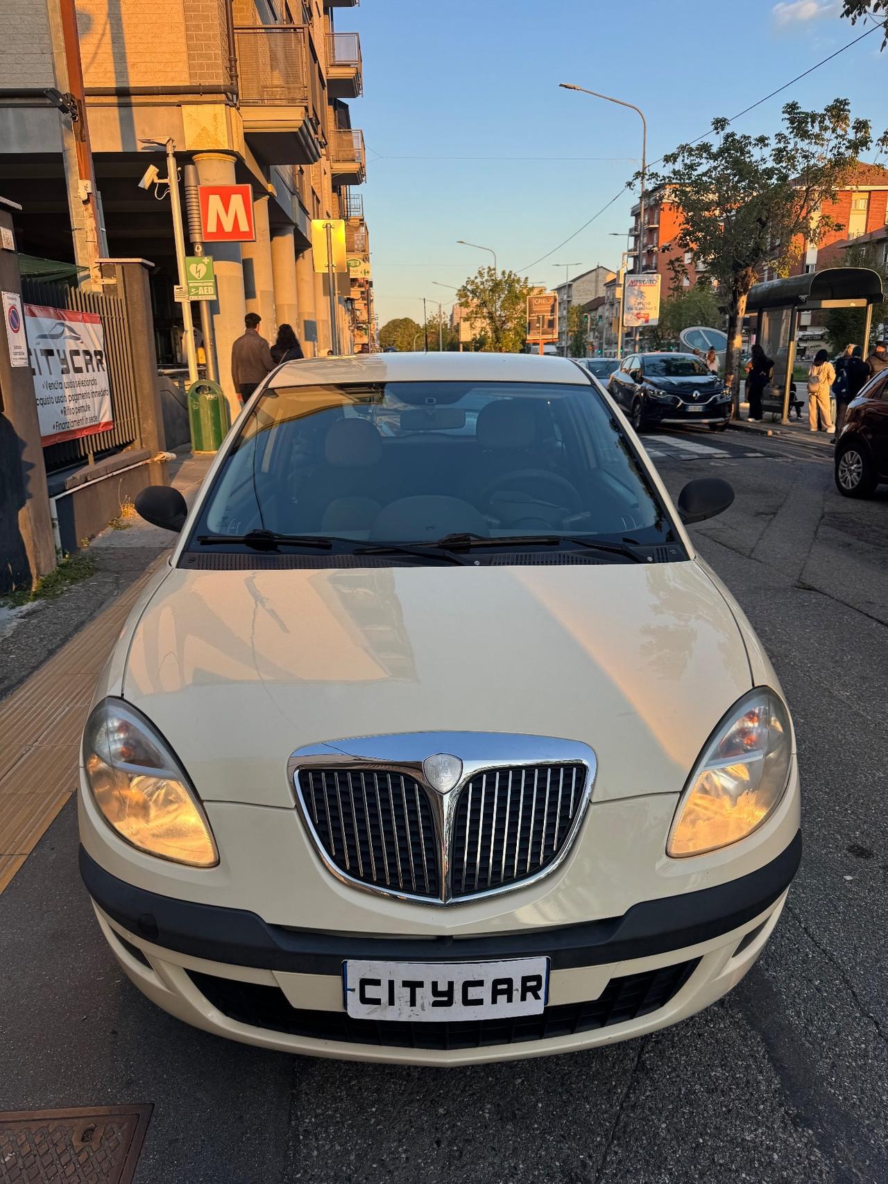 Lancia Ypsilon 1.2 60 cv Argento