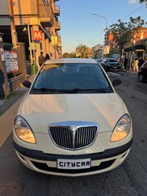 Lancia Ypsilon 1.2 60 cv Argento