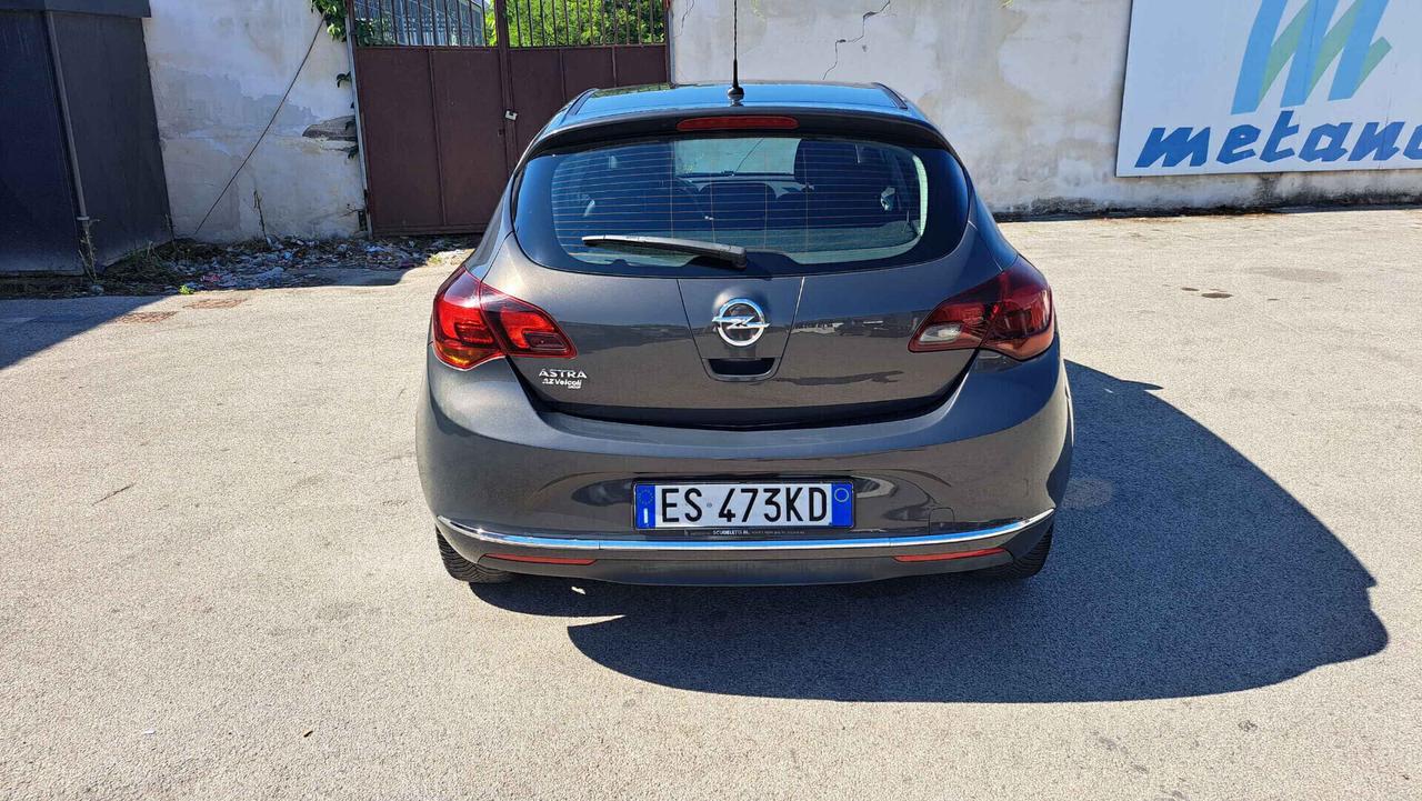 Opel Astra 1.4 Benzina 120CV Cosmo