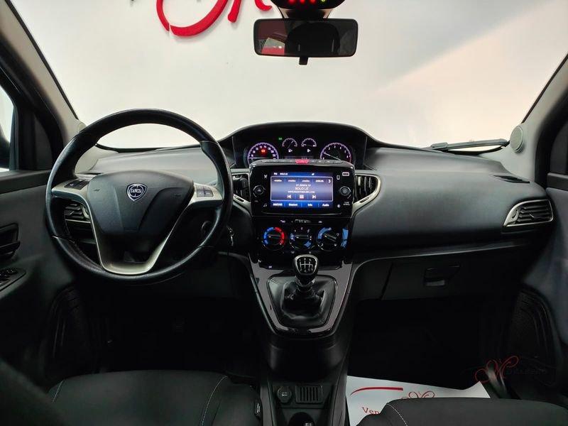 Lancia Ypsilon Ypsilon 1.0 FireFly 5 porte S&S Hybrid Ecochic A. Ferretti