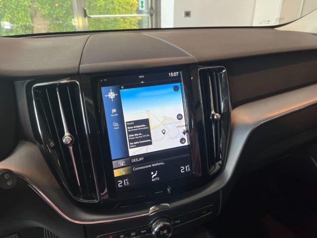 VOLVO XC60 D4 AWD GEARTRONIC MOMENTUM 190CV