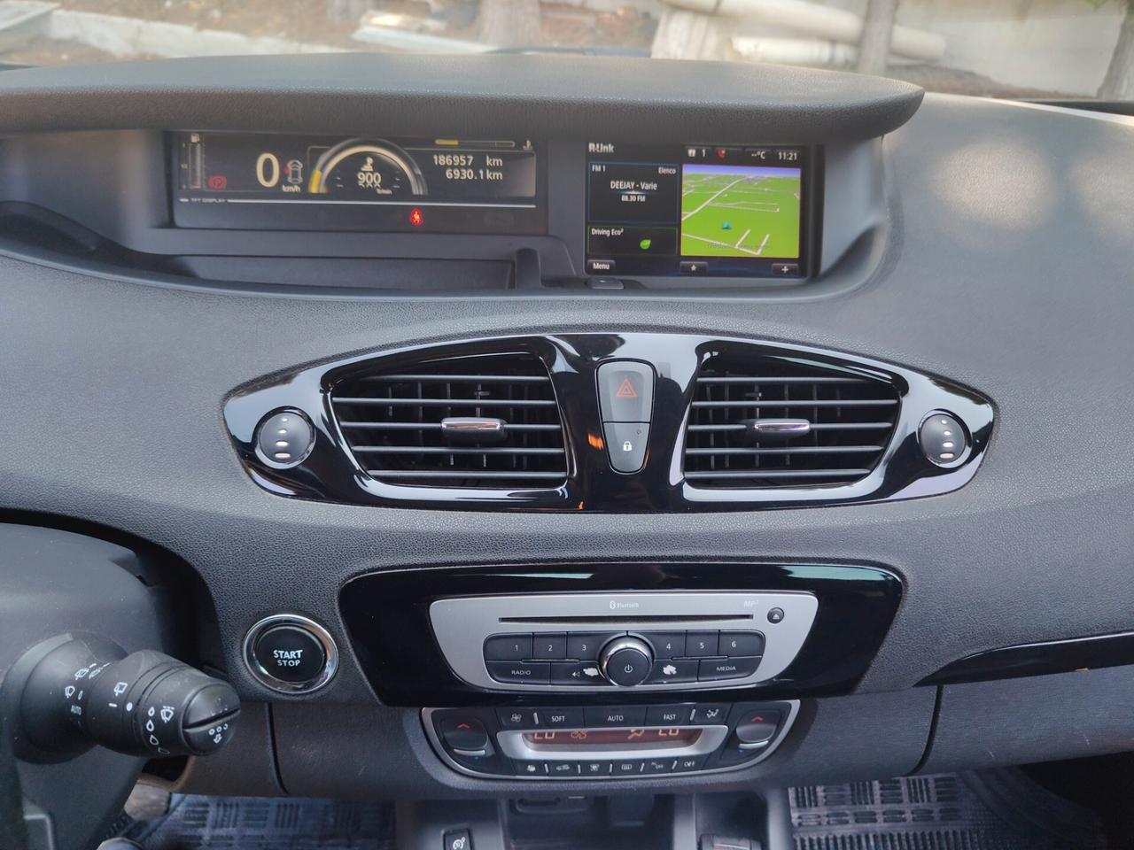 Renault Scenic XMod 1.6 dCi 130CV Bose sound