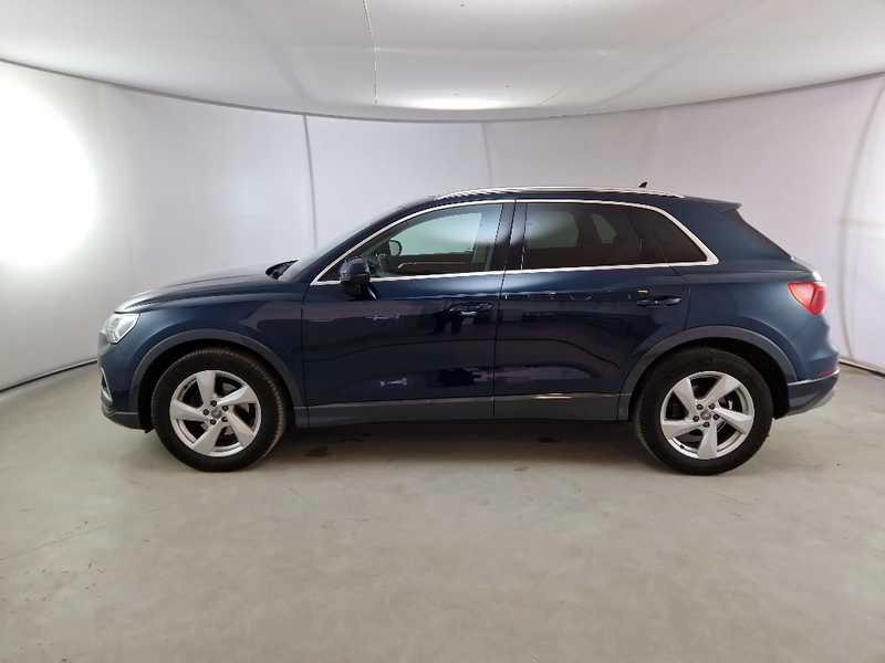 AUDI Q3 35 TDI S tronic Business Advanced