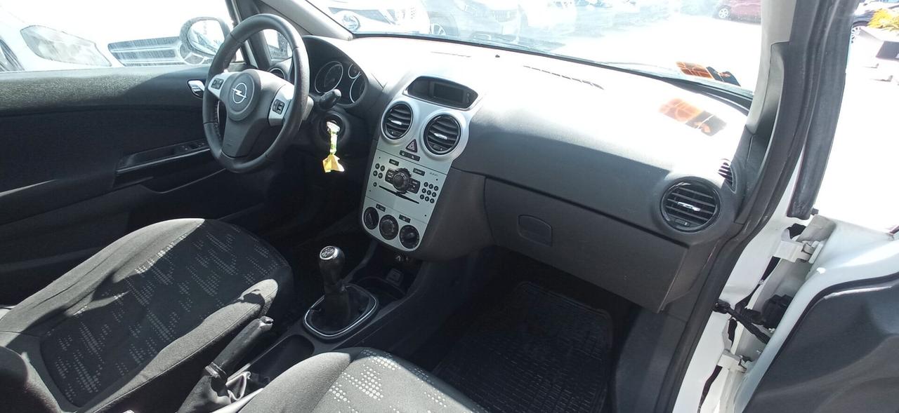 Opel Corsa 1.2 130 mila km