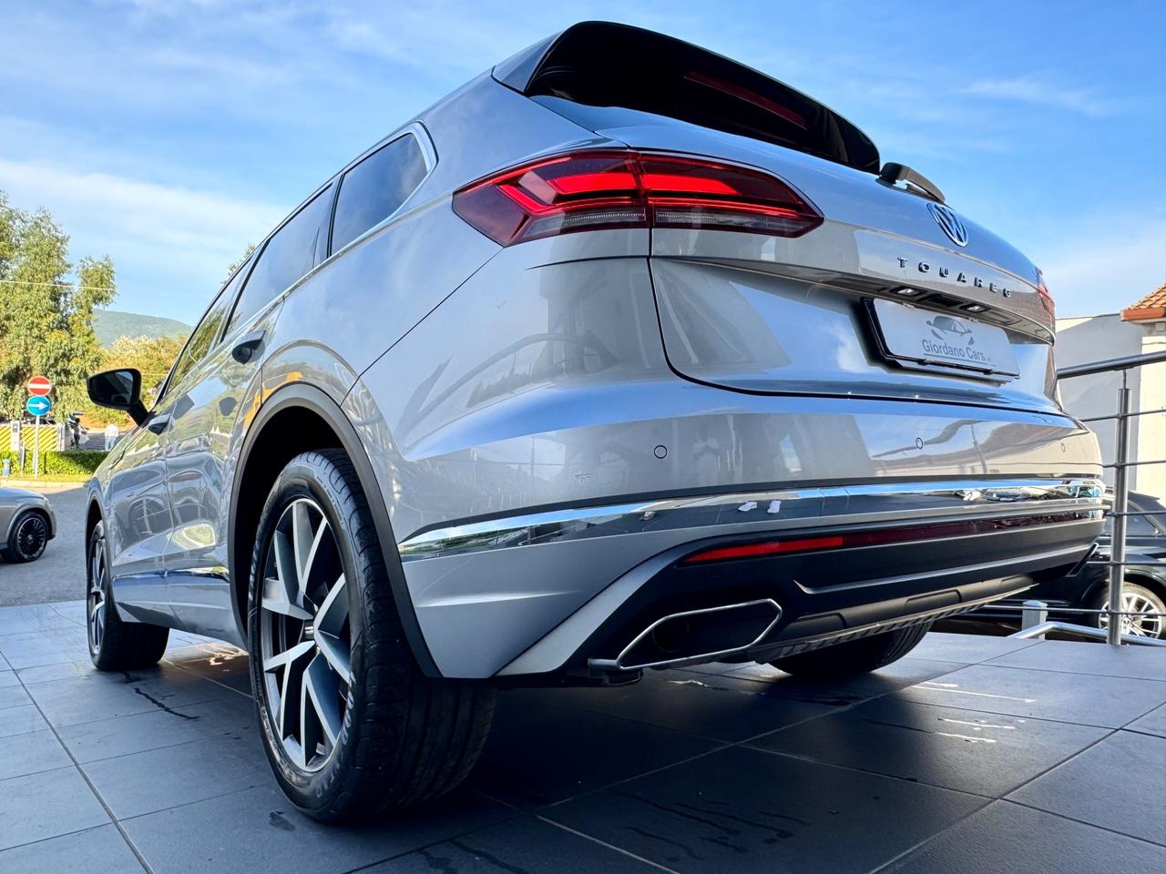 Volkswagen Touareg 3.0 V6 TDI 286 CV SCR R line open edition