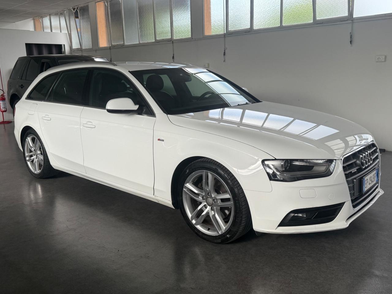 Audi A4 Avant 2.0 TDI 177CV quattro Business Plus S Line