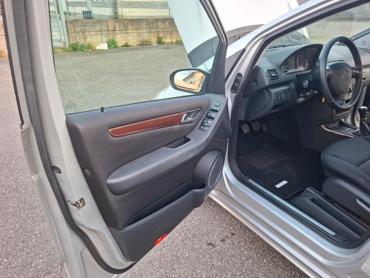 Mercedes-benz A 160 CDI SOLO 128.000 KM