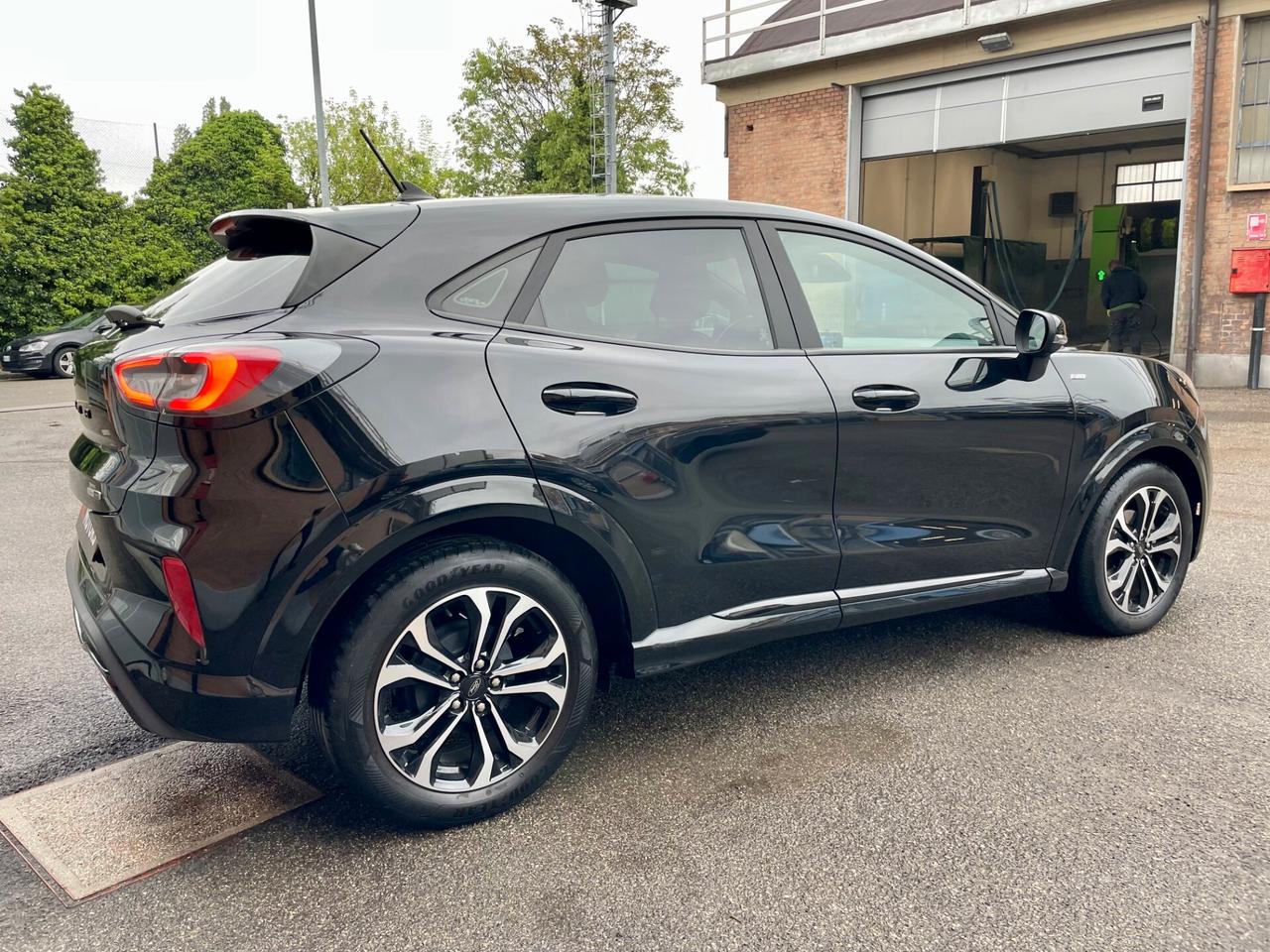 Ford Puma 1.0 EcoBoost 125 CV ST-Line Cambio Automatico 2021 – 70.000 km
