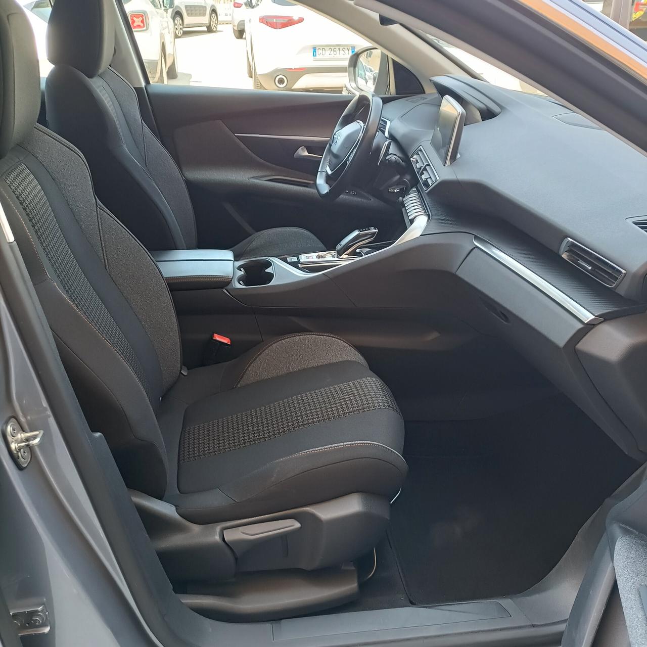 Peugeot 3008 BlueHDi 130 S&S EAT8 Business