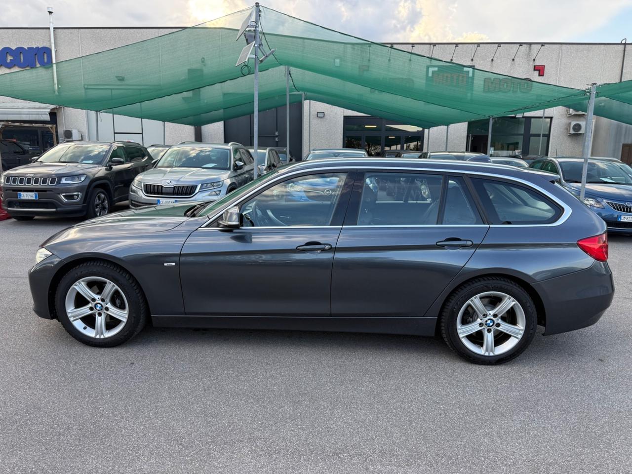 Bmw 318 SW Automatico Xenon Pelle Touring Modern