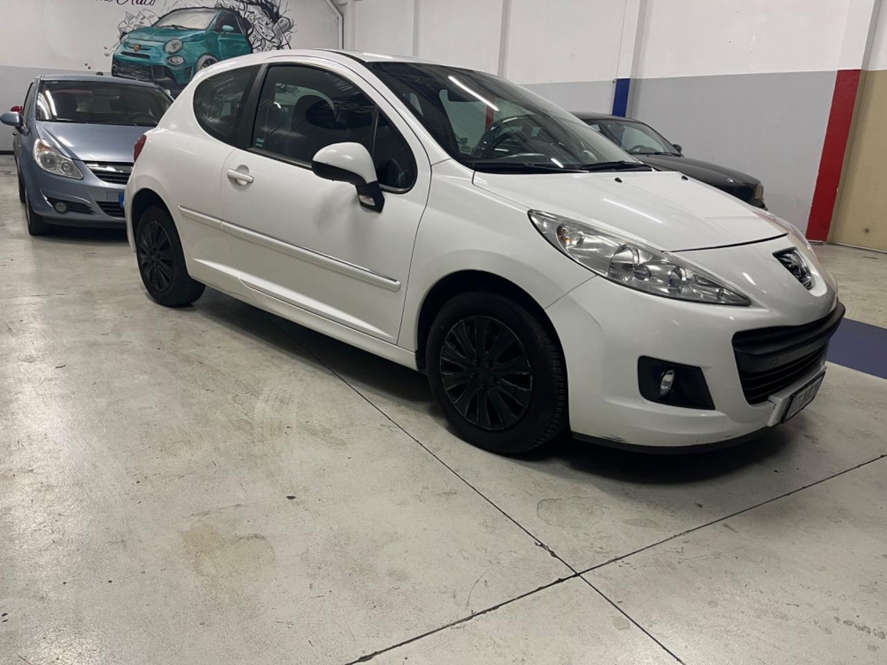 Peugeot 207 Plus 1.4 8V 75CV 3p. ECO GPL