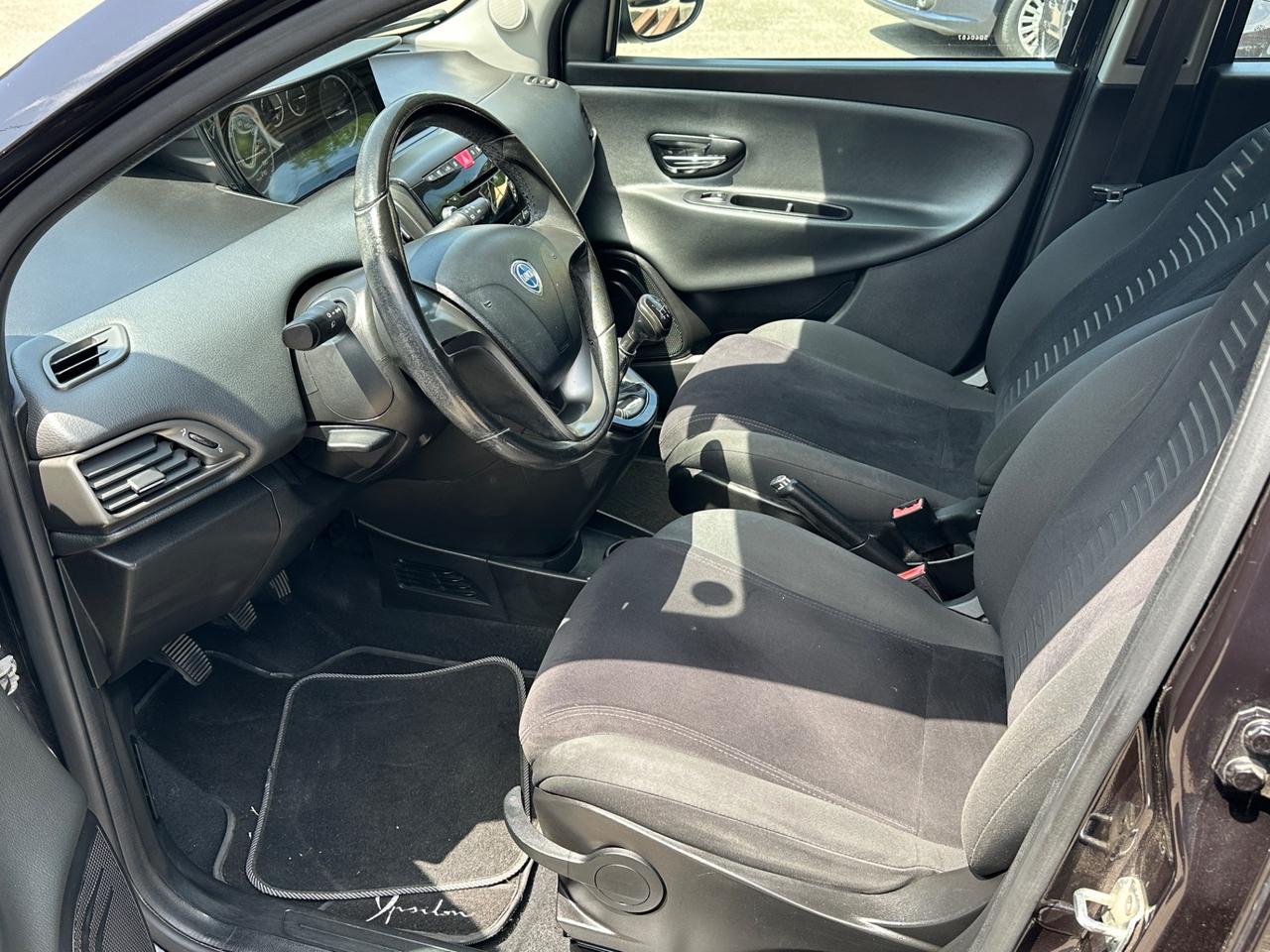 Lancia Ypsilon 1.3 MJT 16V 95 CV 5 porte S&S