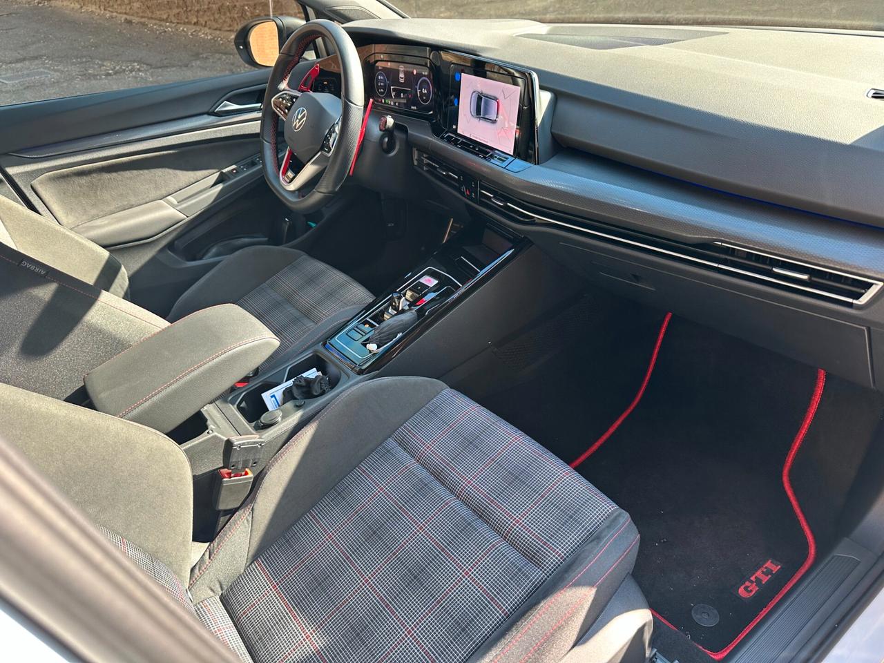 Volkswagen Golf GTI DSG