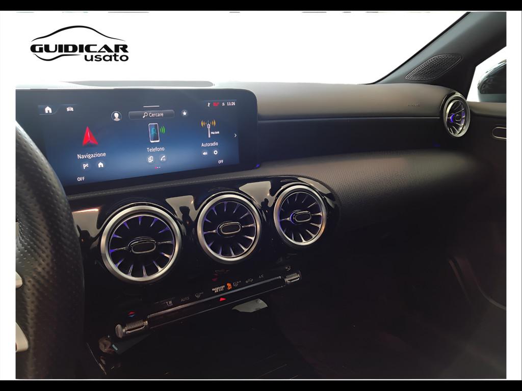 Mercedes-Benz Classe A - W177 2023 - A 180 d AMG Line Advanced Plus auto
