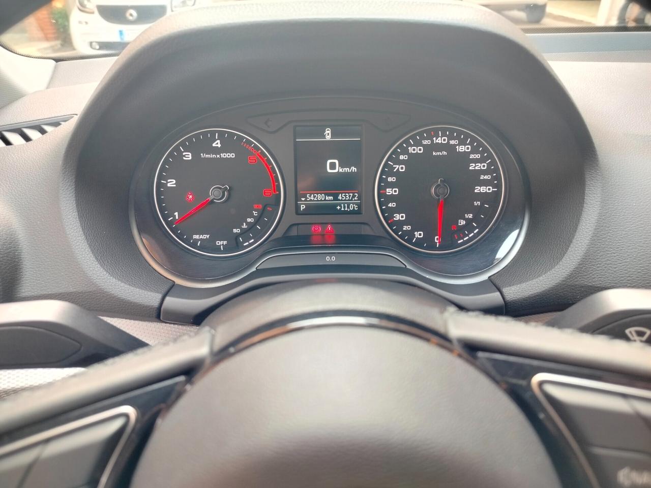 Audi Q2 35 TDI S tronic Business