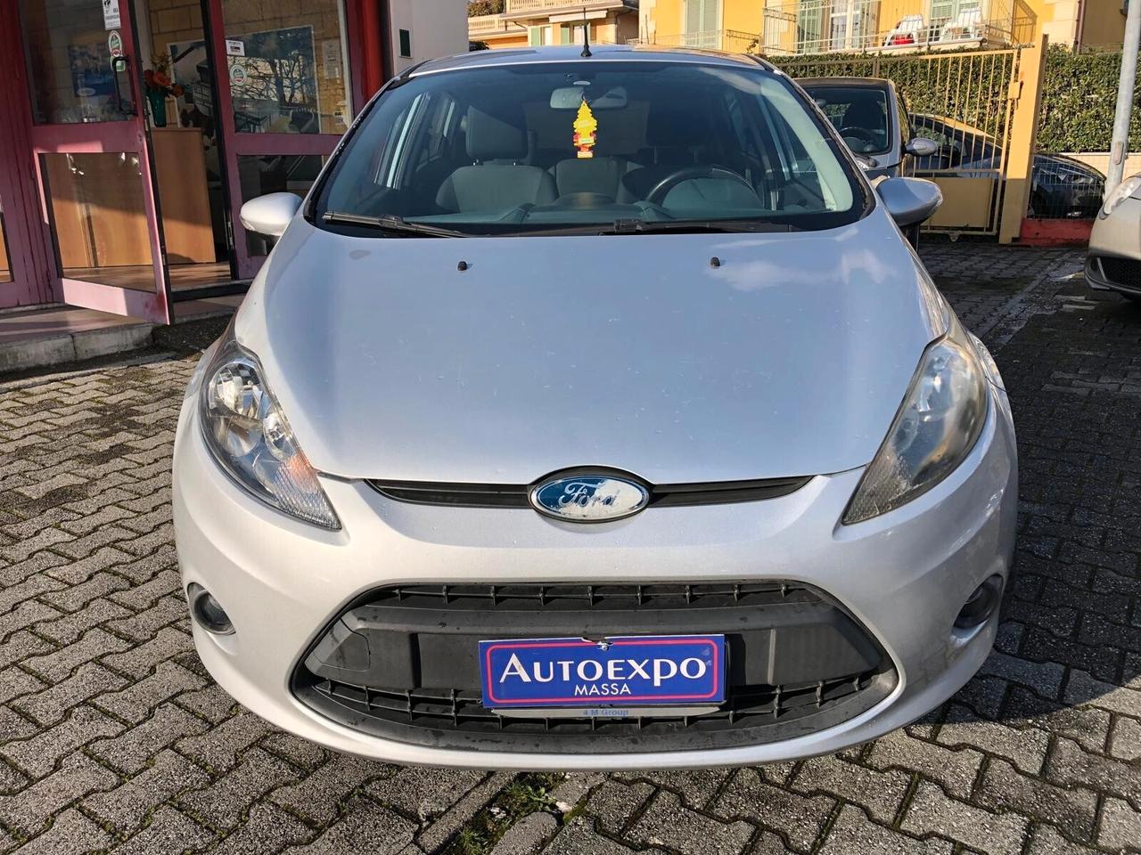 Ford Fiesta Fiesta 1.2 82CV 5 porte ADATTA PER NEOPATENTATI CON GARANZIA EUROPEA 36 MESI!!! COMPRESA NEL PREZZO