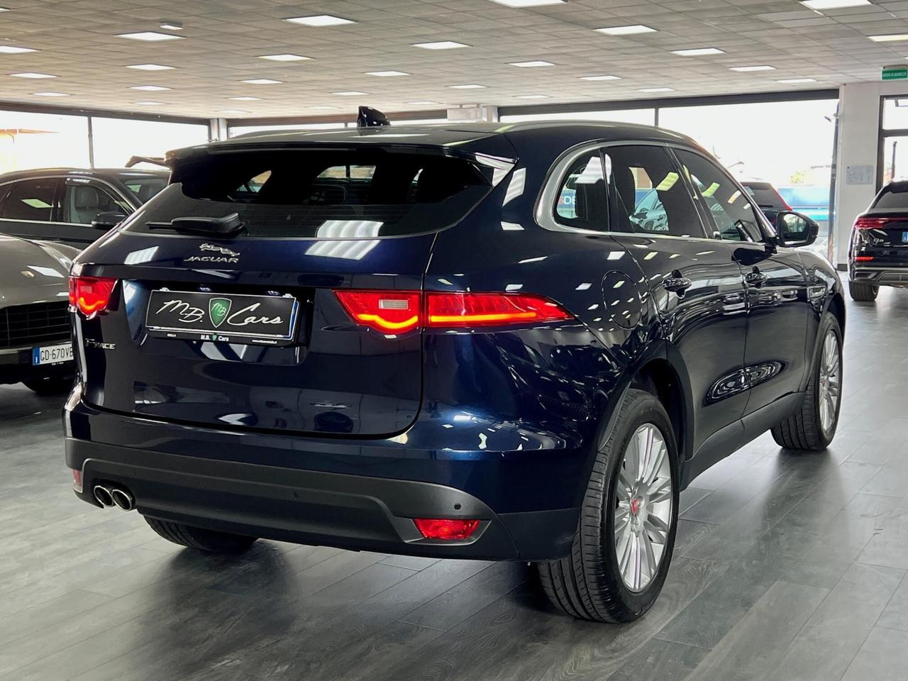 Jaguar F-Pace 2.0d i4 Pure 180cv auto