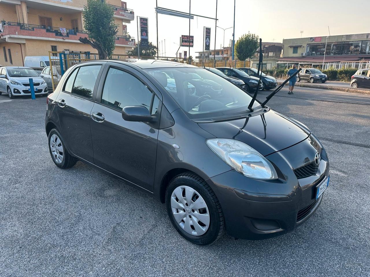 TOYOTA YARIS 5PORTE 1.3cc BENZINA