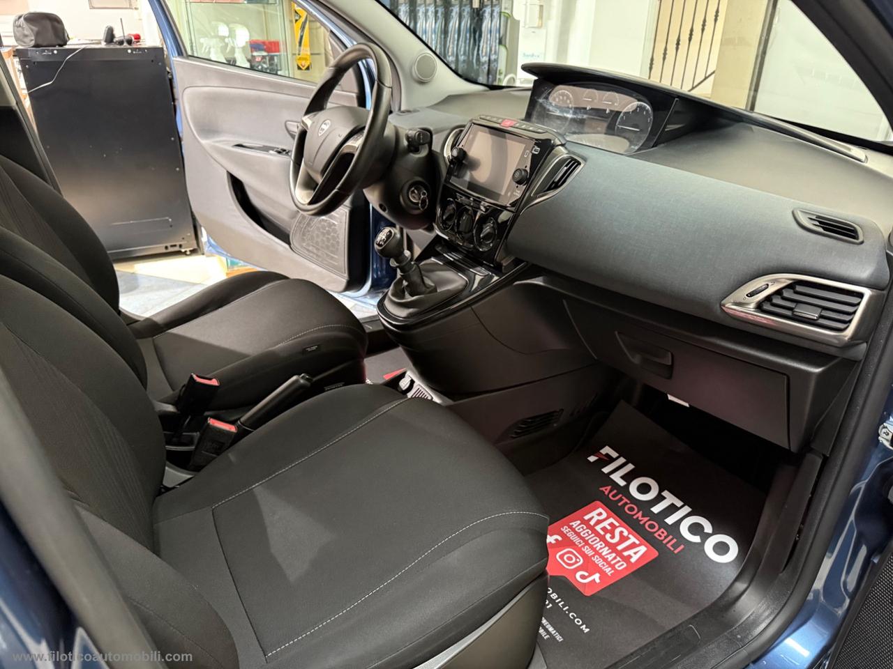 LANCIA Ypsilon 1.0 FireFly 5p.S&S Hybryd Gold 5 POSTO - CARPLAY