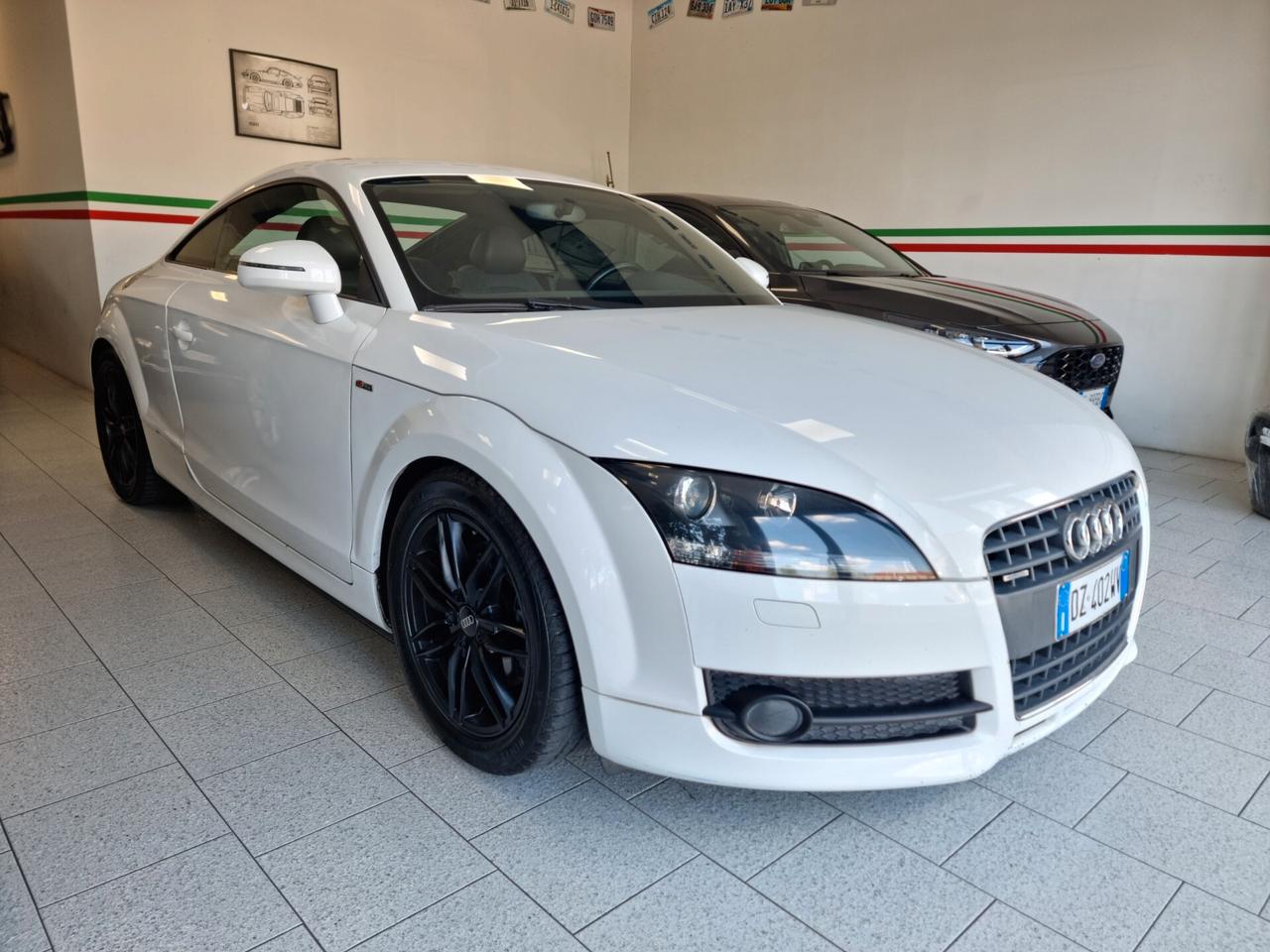 Audi TT Coupé 2.0 TDI QUATTRO