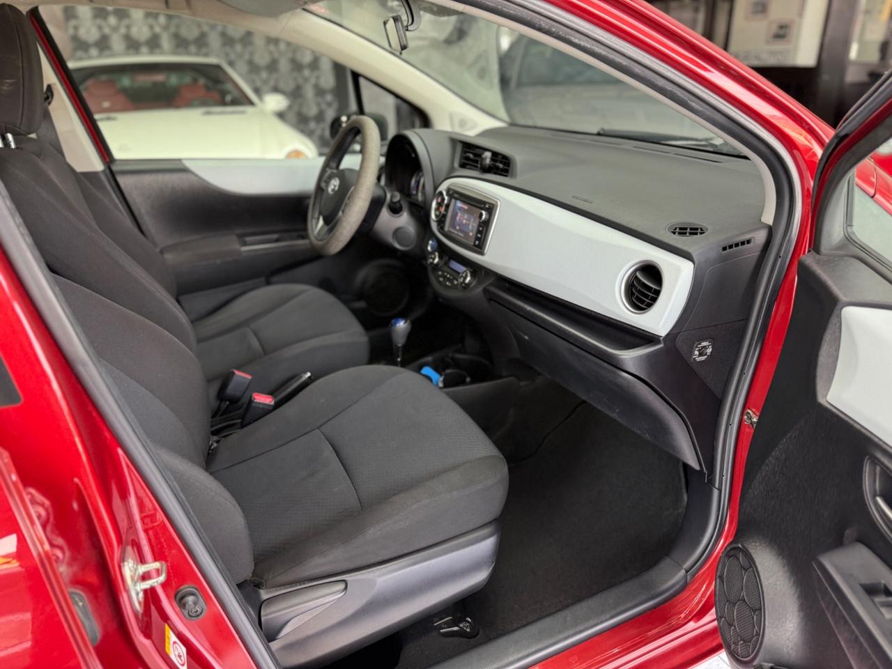 Toyota Yaris 1.5 Hybrid 5 porte Lounge