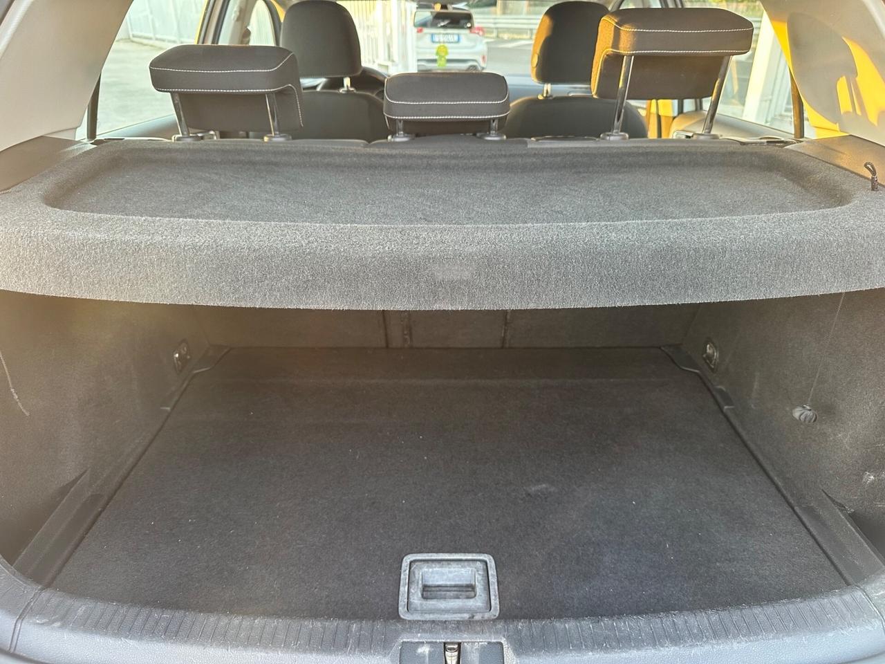 Volkswagen Golf 2013 1.6 TDI 105CV Highline XFETTA