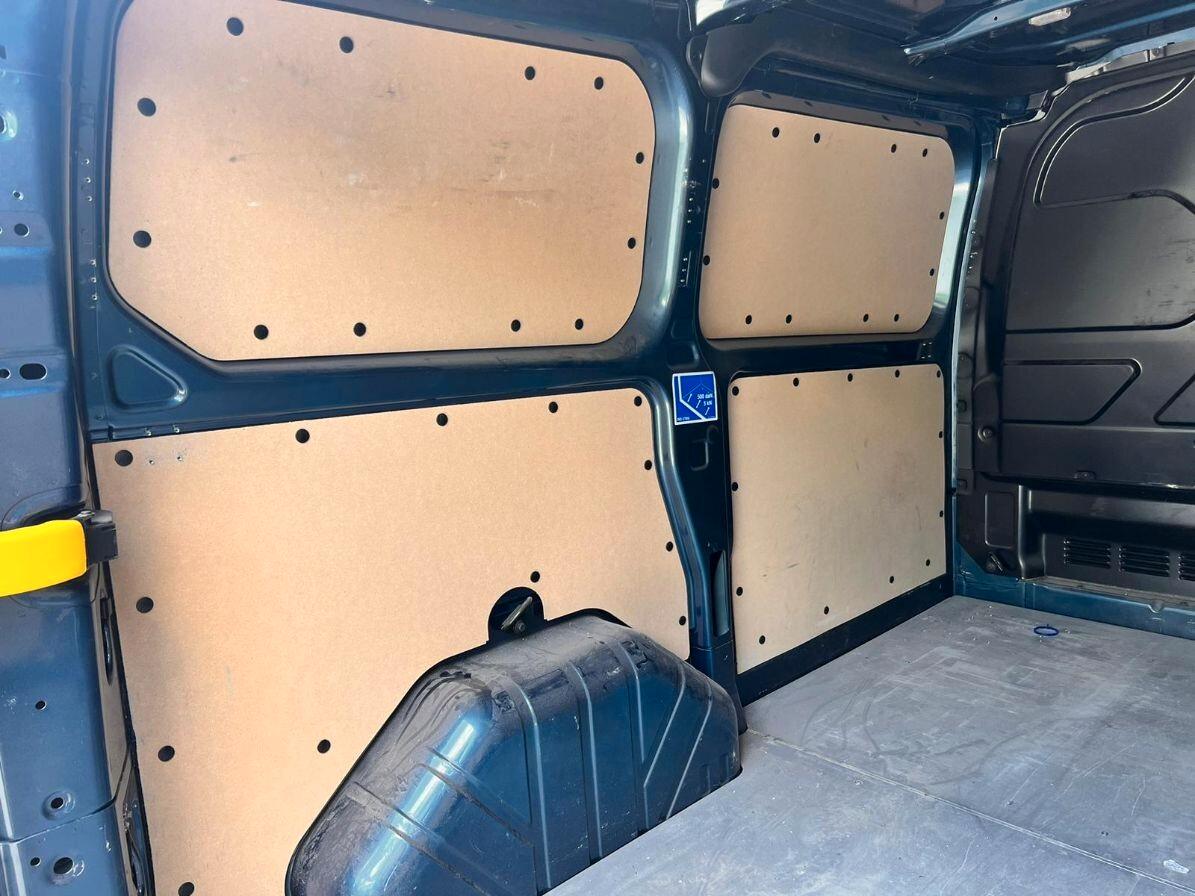 Ford Transit Custom Transit Custom 340 2.0 TDCi 130 PC Furgone Titanium