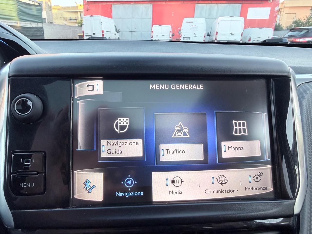 Peugeot 2008 1.6 e-HDi 92 CV Stop&Start Urban Cross