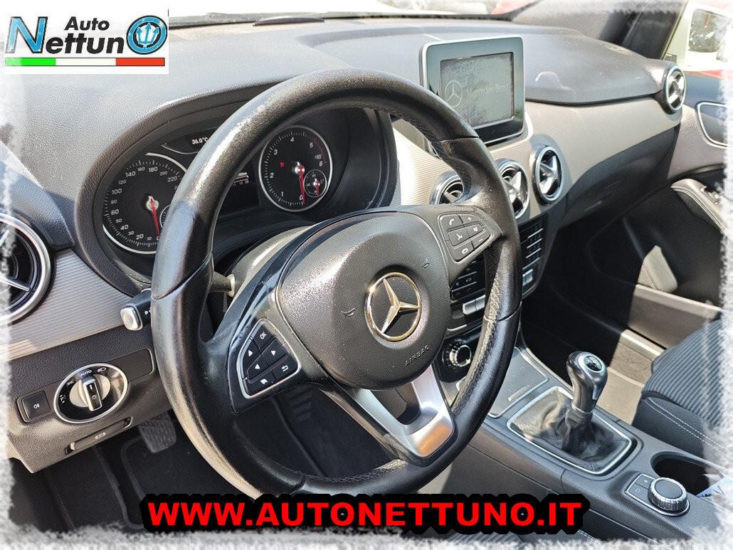 Mercedes-benz B 180 d Premium